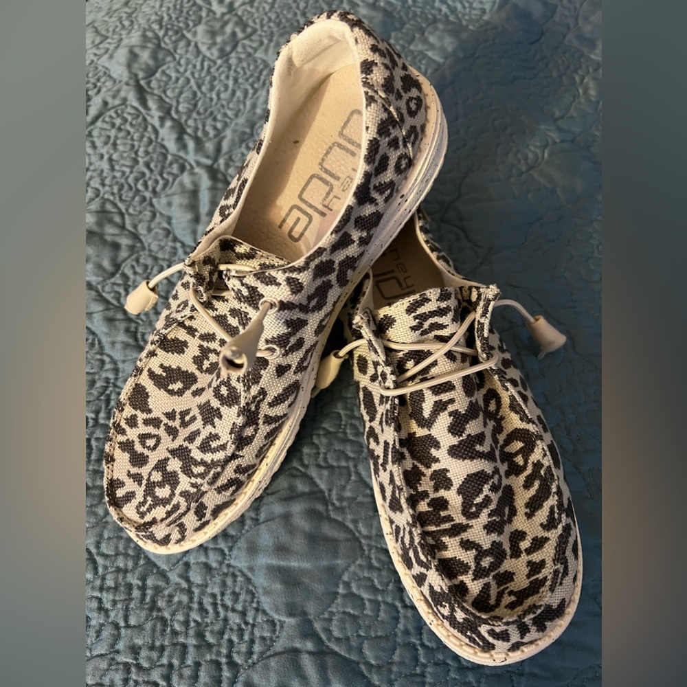 Hey Dudes size 8.  Black/white animal print.